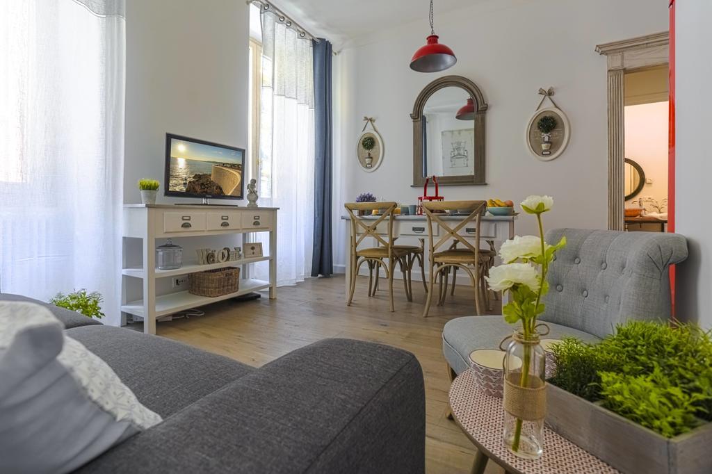 Cassini Gt - 1 Bedroom - Balcony - Place Garibaldi Nice Dış mekan fotoğraf